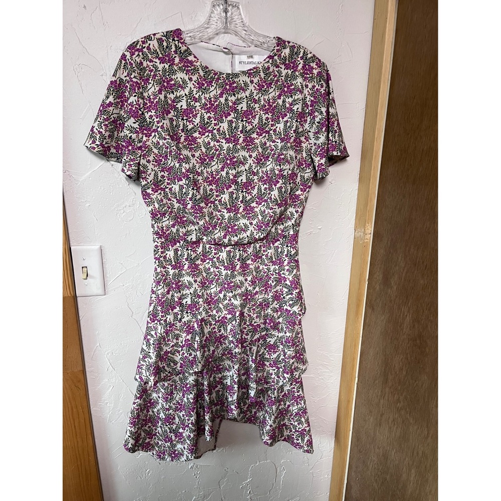 StyleStalker Purple Floral Tiered Ruffle Mini Dress Open Back Short Sleeve M